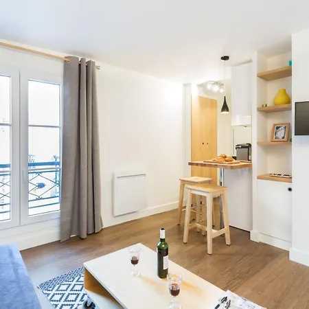 Guestready-Designer Studio For 2, Close To Louvre!-3